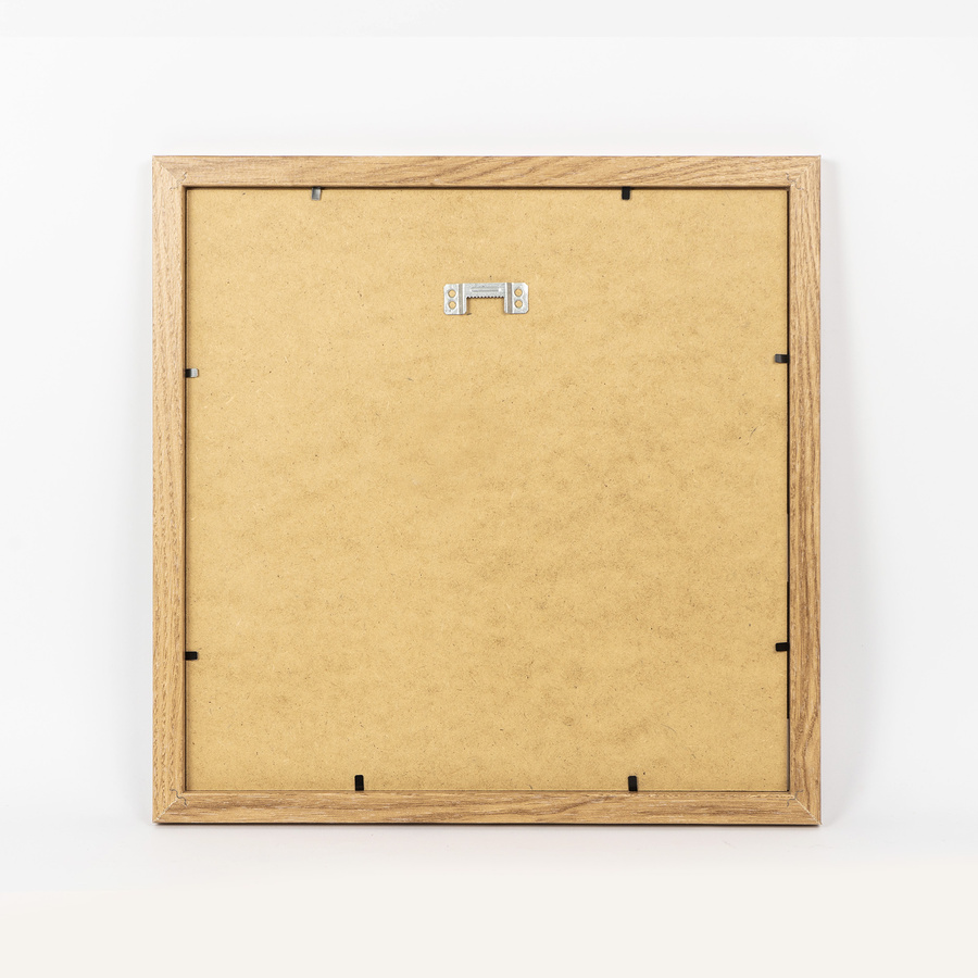 Naturalna ramka z passe partout na zdjęcia w rozmiarze 30x30 cm z passe partout 20x20 cm