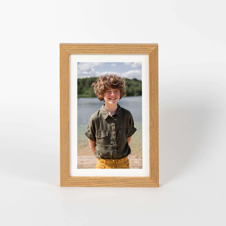 Ramka drewniana PINIA 3324, płaska fotoramka na zdjęcia, plakaty lub rysunki - kolor naturalne drewno