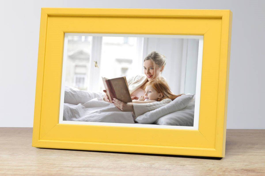 Ramka drewniana RIVOLI 2827, nowoczesna fotoramka na zdjęcia, plakaty lub rysunki - kolor żółty