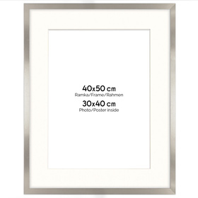 Srebrna ramka z passe partout na zdjęcia w rozmiarze 40x60 cm z okienkiem passe partout 30x40 cm