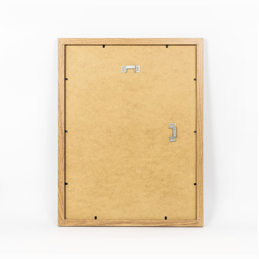 Naturalna ramka z passe partout na zdjęcia w rozmiarze 30x40 cm z passe partout 21x30 cm