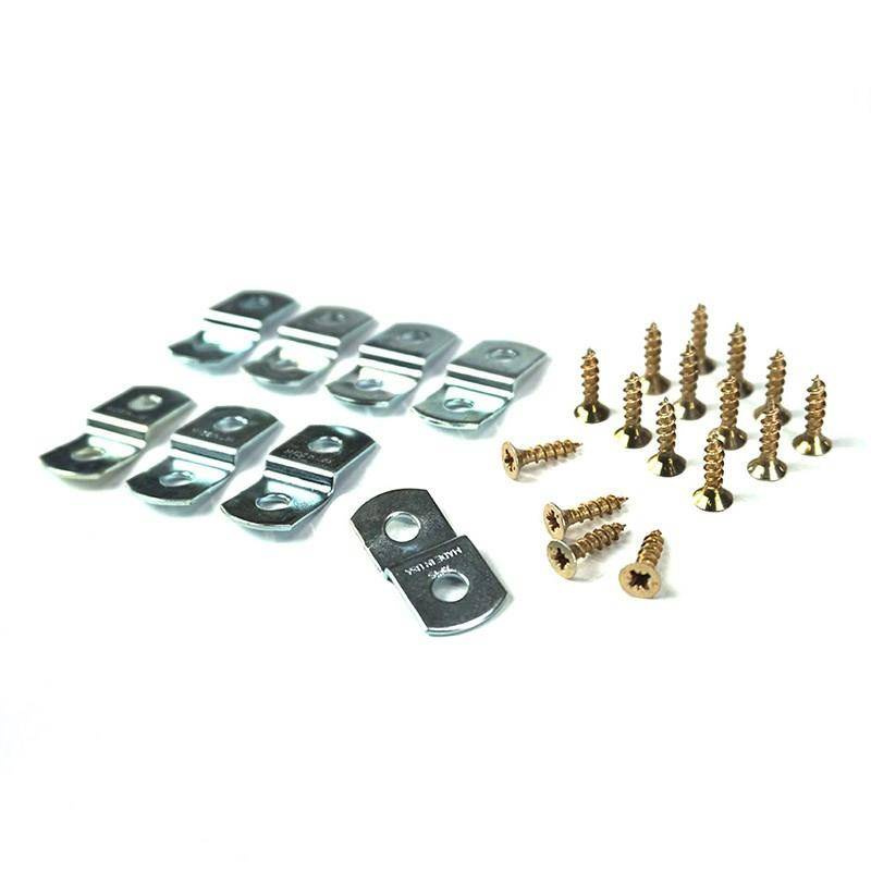 Komplet blaszek 3 mm do montażu obrazów. Zestaw zawiera wkręty.