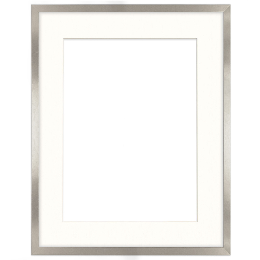 Srebrna ramka z passe partout na zdjęcia w rozmiarze 40x50 cm z okienkiem passe partout 30x40 cm
