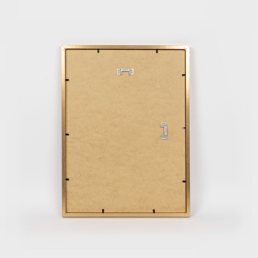 Złota ramka na zdjęcia KEA Z w rozmiarze 30x40 cm