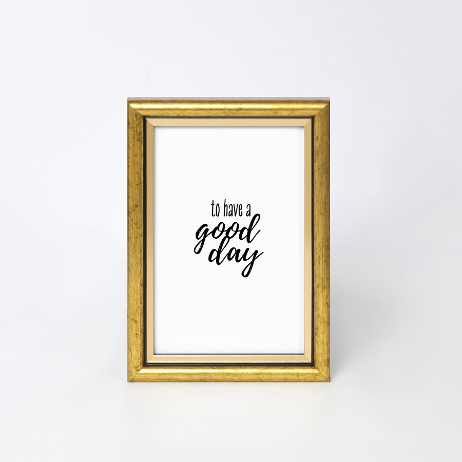 Ramka drewniana VELIA 1900, szlachetna obła fotoramka na zdjęcia, plakaty lub rysunki - kolor złoty