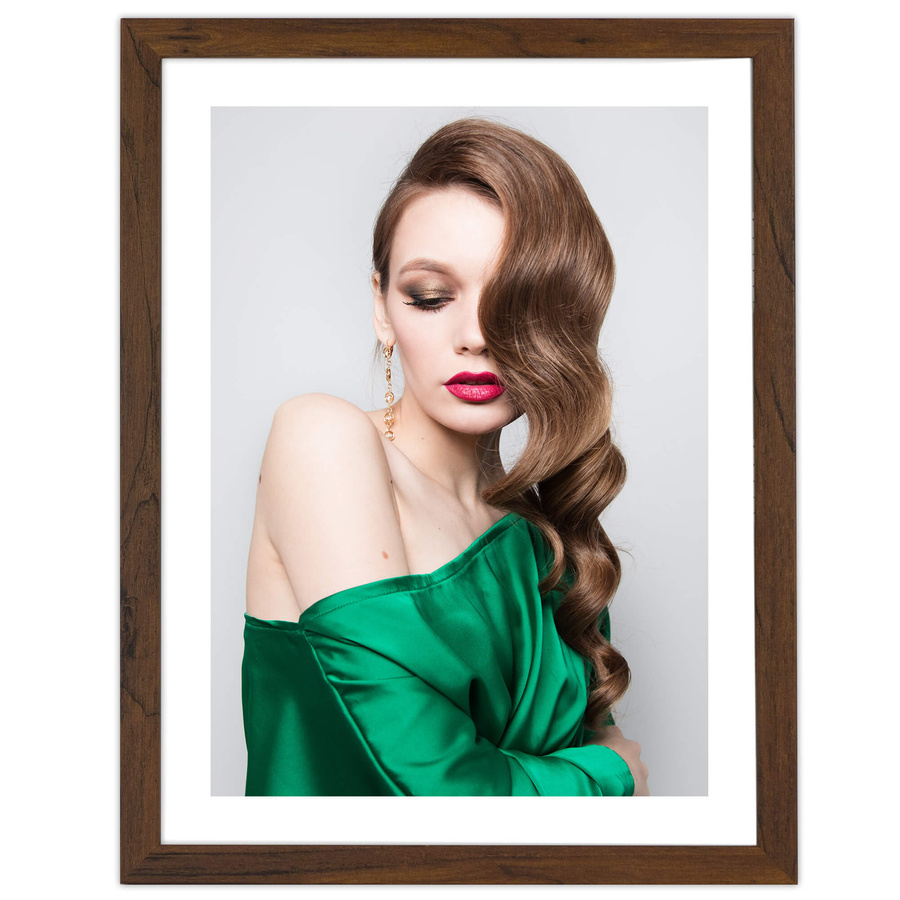 Brązowa ramka na zdjęcia w rozmiarze 30x40 cm