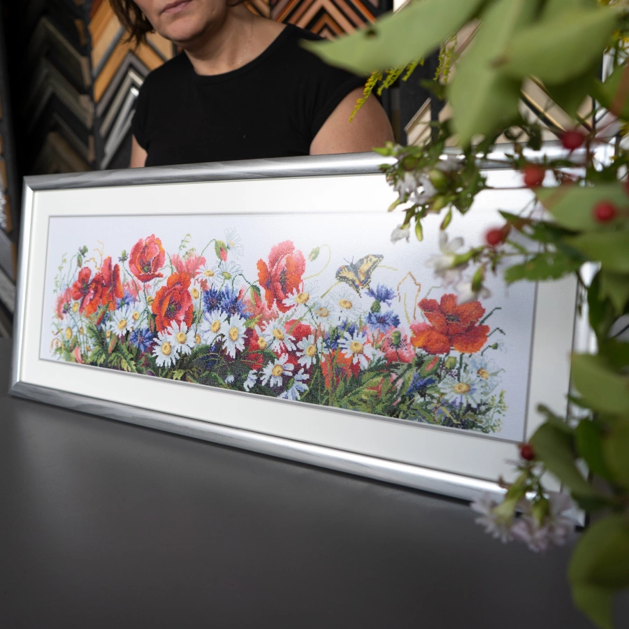 Oprawa tkanin i haftów