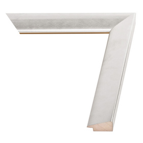 Rama do obrazów, zdjęć, plakatów oraz luster na wymiar LUCA#825. Skośna nowoczesna, drewniana oprawa - kolor srebrny