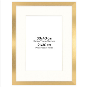 Ramka 30×40 cm w złotym kolorze z passe-partout przeznaczonym na zdjęcia 21x30 cm.