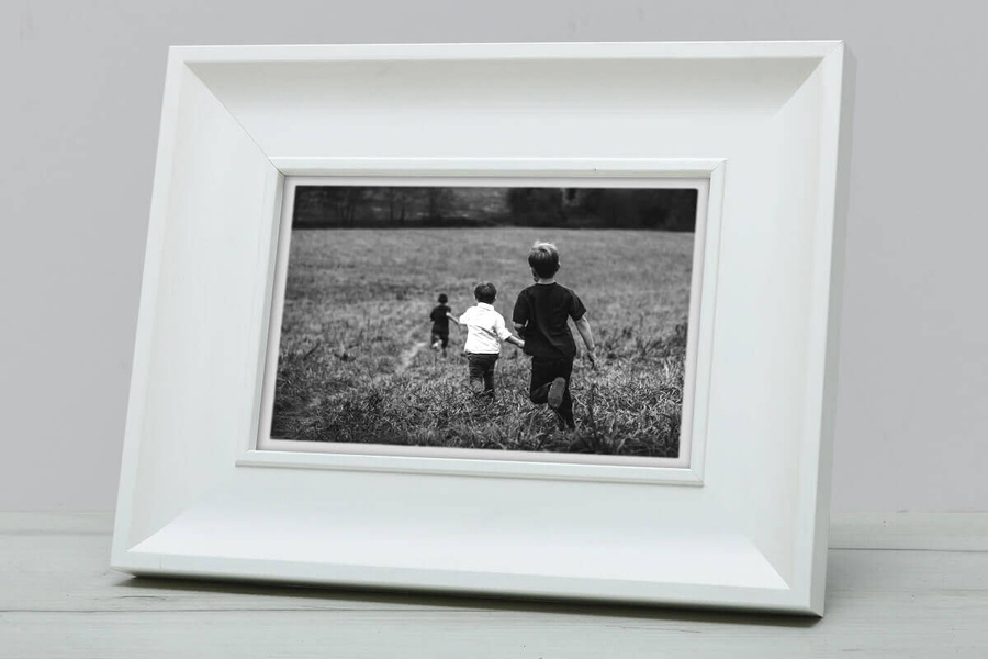 Ramka drewniana SALETTI 2125, klasyczna fotoramka na zdjęcia, plakaty lub obrazy - kolor biały