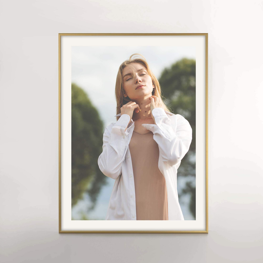 Ramka aluminiowa ROYALL Złota 60x80 cm