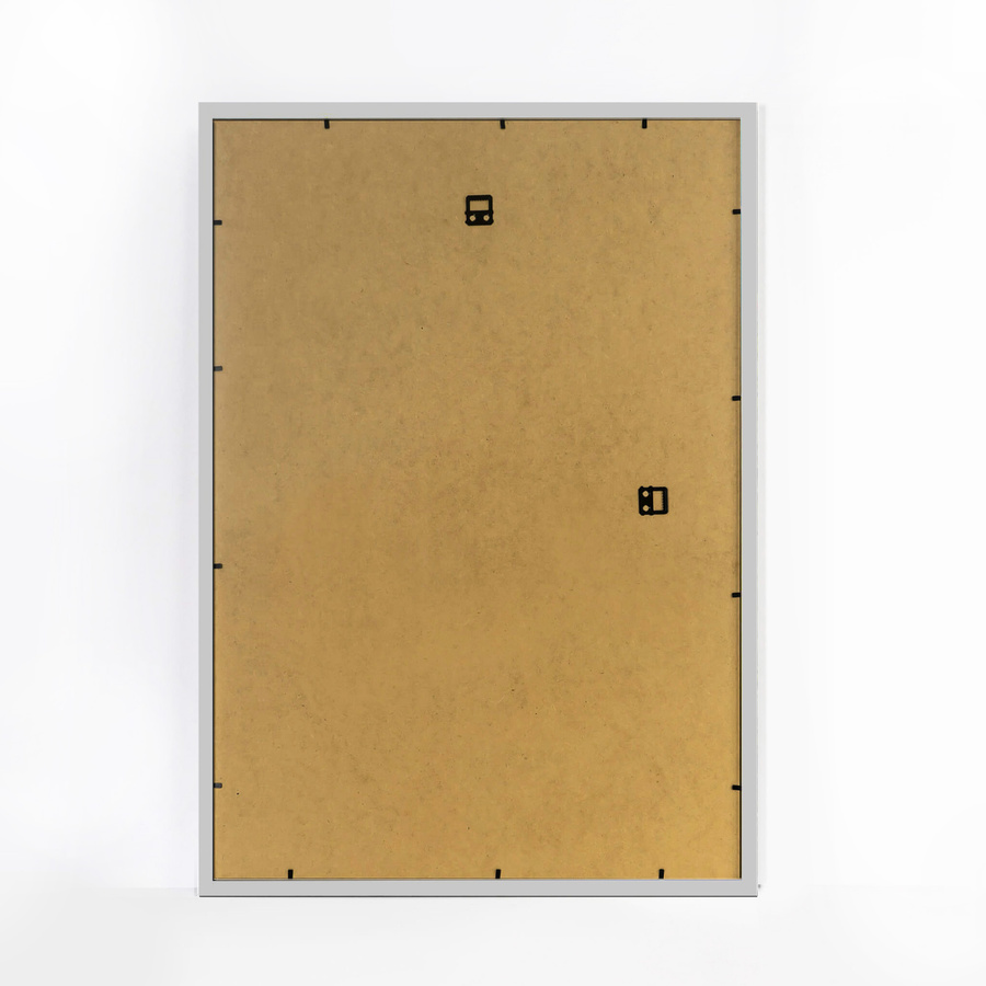 Biała ramka z passe partout na zdjęcia w rozmiarze 40x60 cm z okienkiem passe partout 30x40 cm