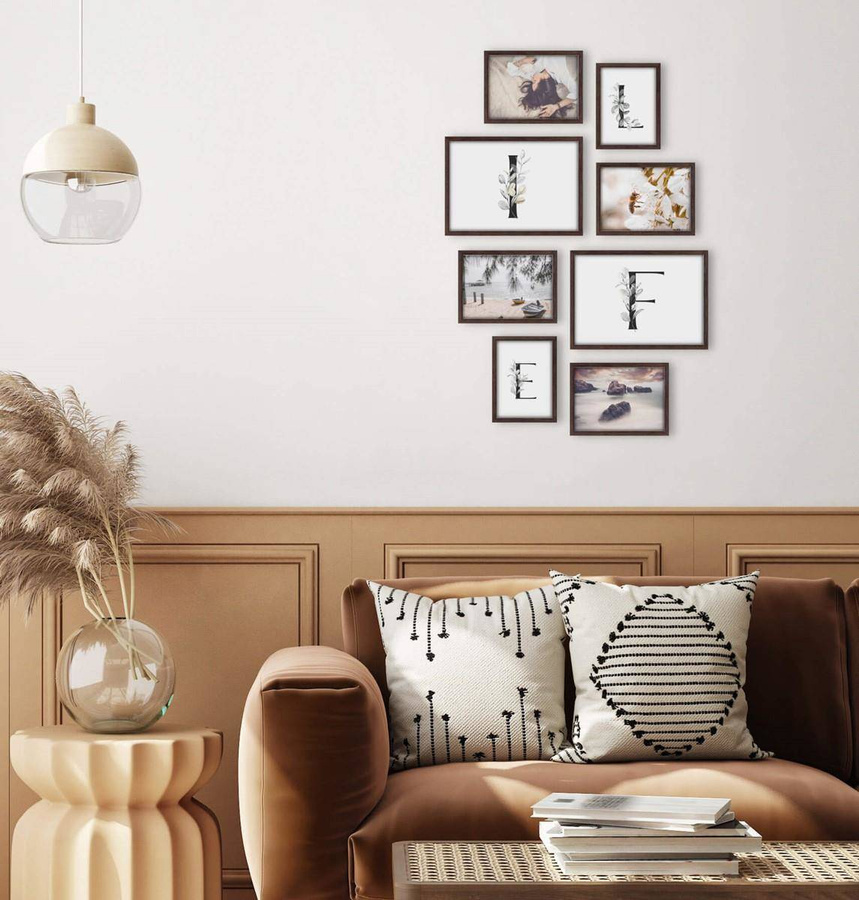 Galeria ścienna PINIA 4 GF0007. Zestaw brązowych ramek na ścianę