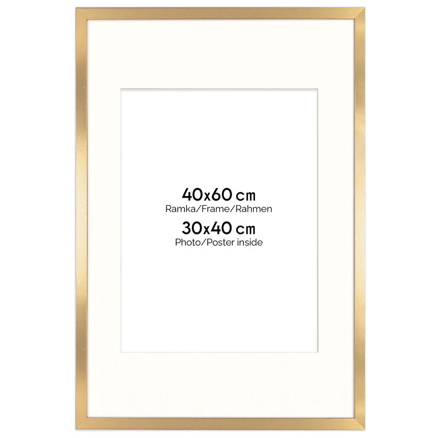 Ramka 40×60 cm w złotym kolorze z passe-partout przeznaczonym na zdjęcia 30×40 cm.