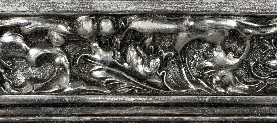 Rama do obrazów, zdjęć, plakatów oraz luster na wymiar LUCA #3157. Klasyczna, drewniana oprawa - kolor srebrny, ornament