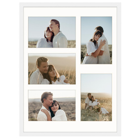 Foto galeria 30x40 cm na 5 zdjęcia o wymiarach 10x15 cm w białym kolorze