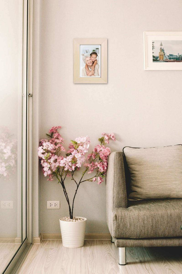 Ramka z drewna surowego CRUDO 1704, prosta i naturalna fotoramka na zdjęcia, plakaty lub rysunki