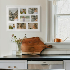 Foto galeria 40x50 cm na 8 zdjęć o wymiarach 10x10 cm 10x15 cm 15x21 cm biała