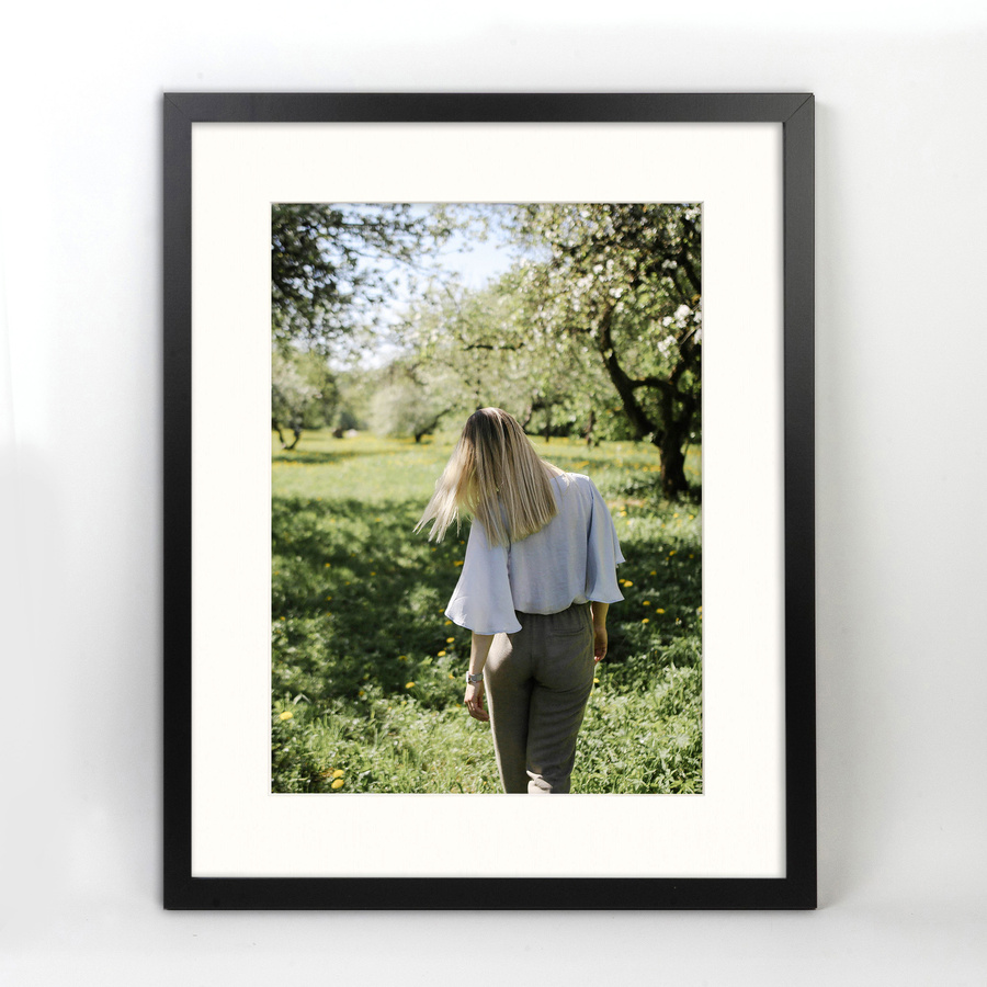 Czarna ramka na zdjęcia HEN PASS 2 40x50 cm z passe partout 40x60 (30x40)