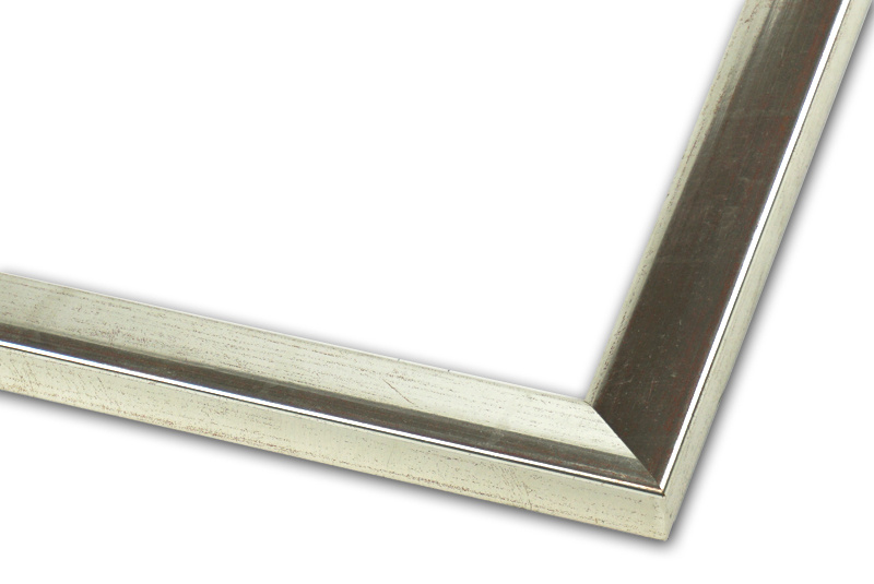 Rama do obrazów, zdjęć oraz plakatów na wymiar LUCA #1904. Skośna nowoczesna , drewniana oprawa - kolor srebrny połysk