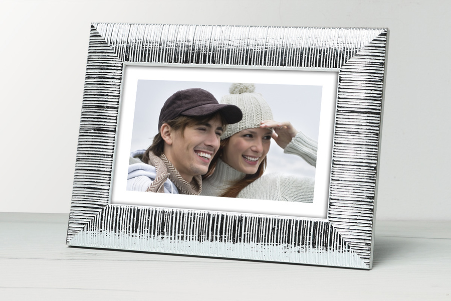Ramka drewniana ALTINO 2777, nowoczesna fotoramka na zdjęcia, plakaty lub obrazy - kolor srebrno-biały, prążki