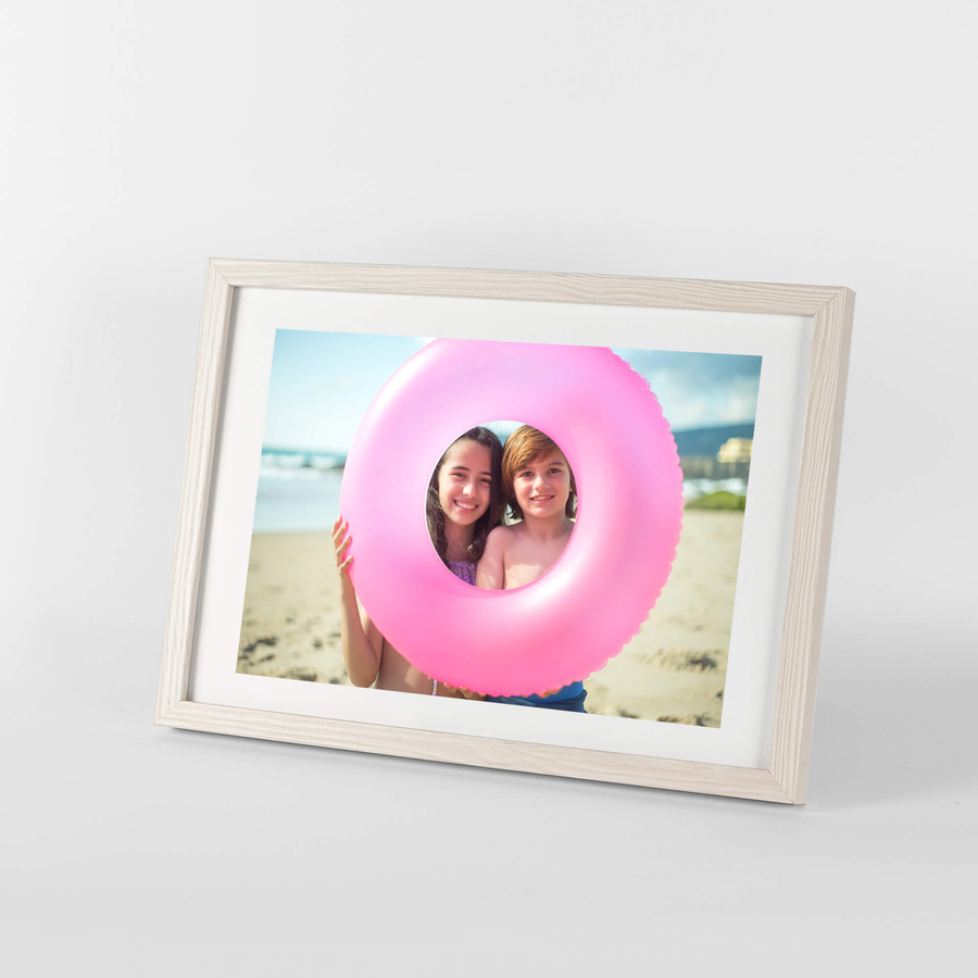 Biała ramka na zdjęcia z przetarciami FDM 5 w rozmiarze 30x40 cm