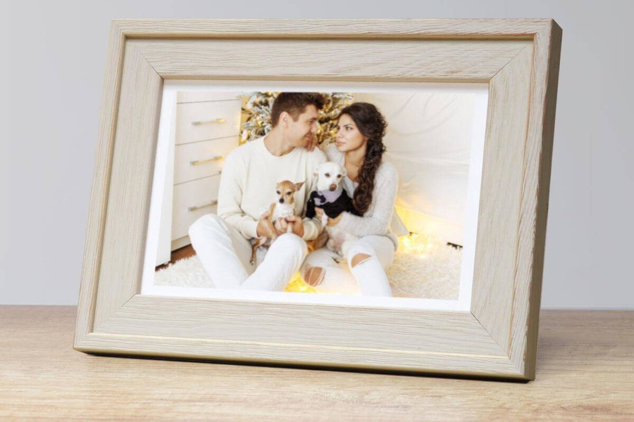 Ramka drewniana RIVOLI 2958, nowoczesna fotoramka na zdjęcia, plakaty lub rysunki - kolor kremowy przetarcia