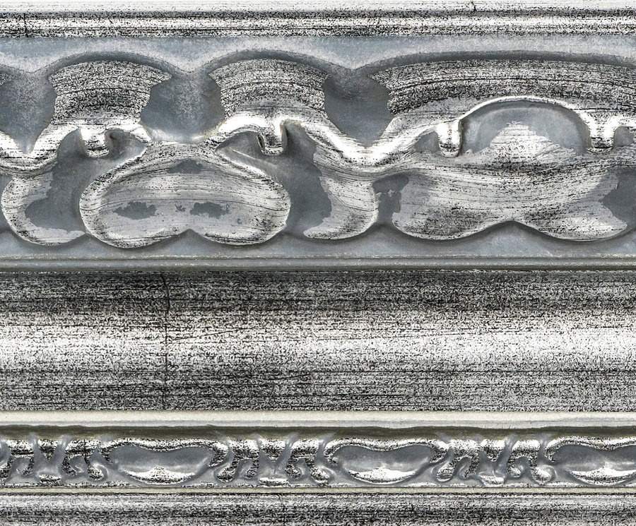 Rama do obrazów, zdjęć, plakatów oraz luster na wymiar LUCA #3005 Klasyczna, drewniana oprawa - kolor srebrny, ornament