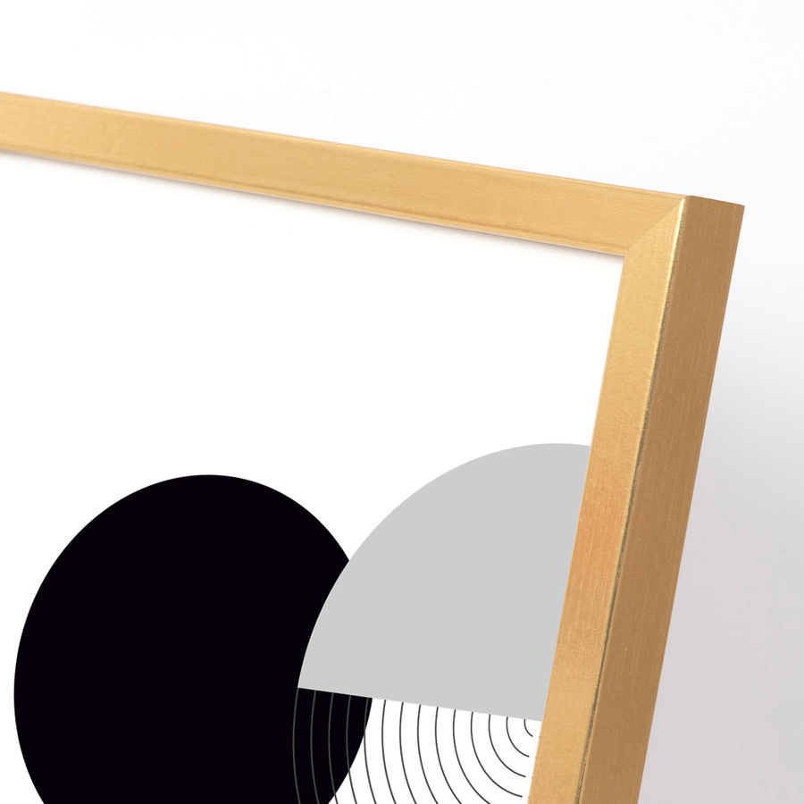 Złota ramka na zdjęcia w rozmiarze 30x30 cm