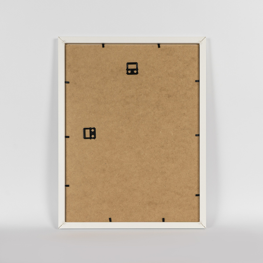 Biała ramka na zdjęcia w rozmiarze 30x40 cm