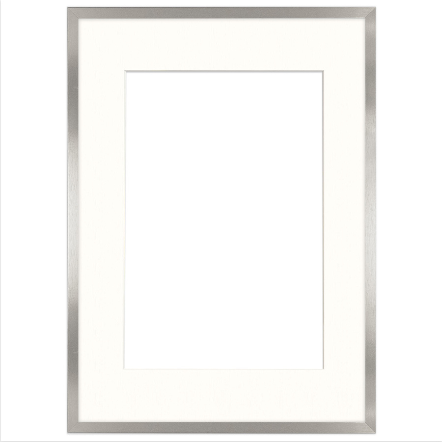 Srebrna ramka z passe partout na zdjęcia w rozmiarze 60x80 cm z okienkiem passe partout 50x70 cm