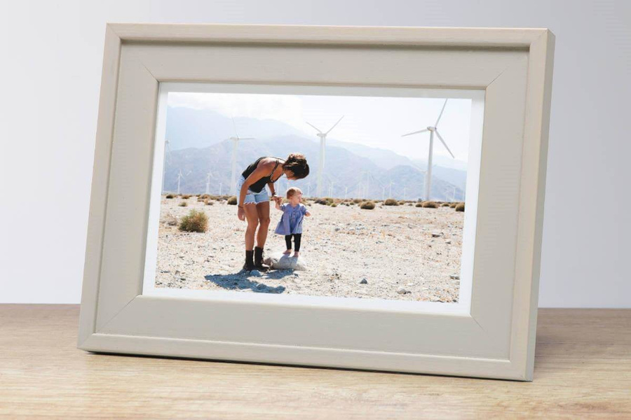 Ramka drewniana RIVOLI 2821, nowoczesna fotoramka na zdjęcia, plakaty lub rysunki - kolor kremowy