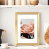 Złota ramka z passe partout na zdjęcia w rozmiarze 21X29,7 cm z okienkiem passe partout 15x21 cm