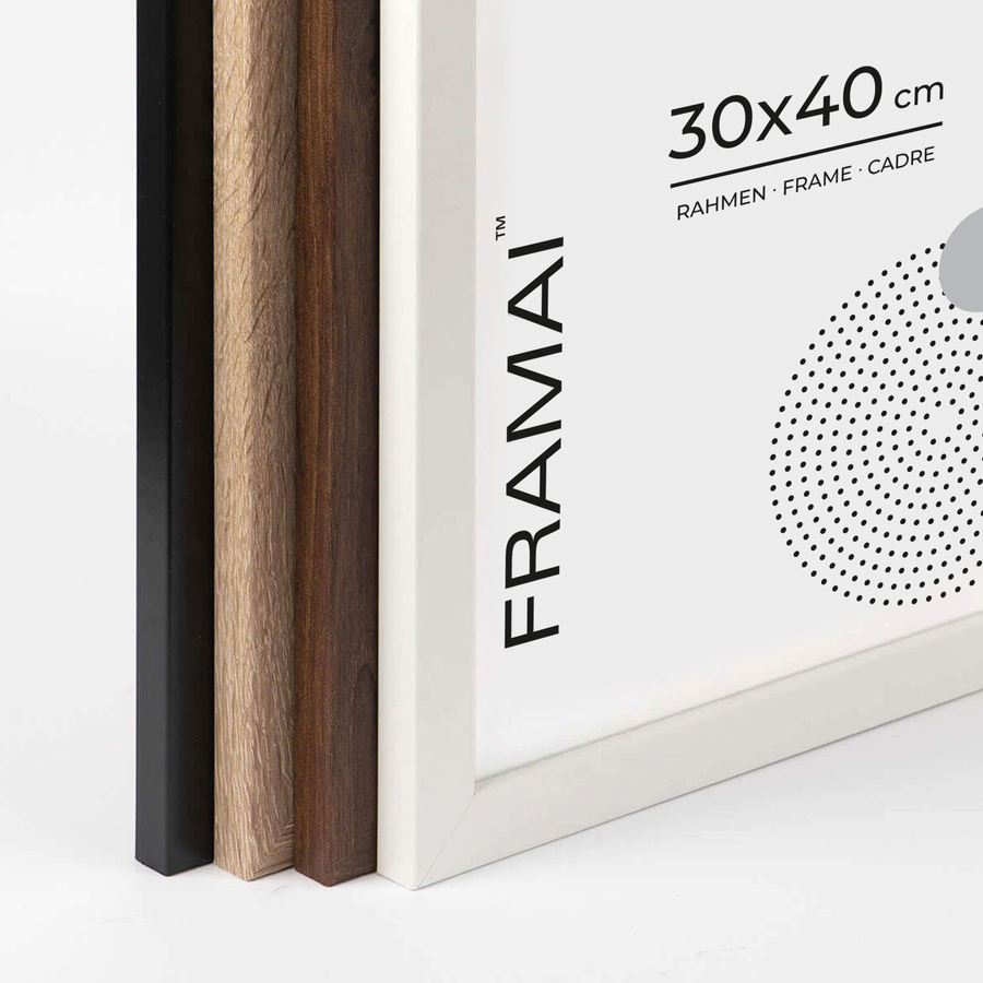 Brązowa ramka na zdjęcia w rozmiarze 30x40 cm