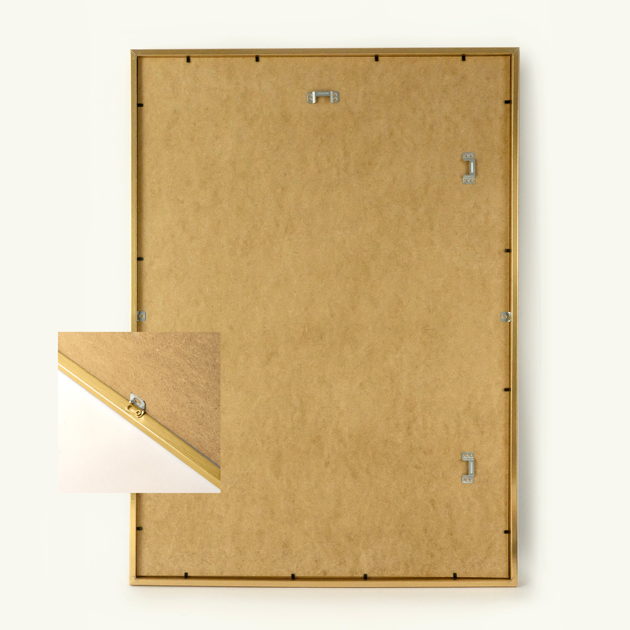 Złota ramka na zdjęcia KEA Z w rozmiarze 50x70 cm