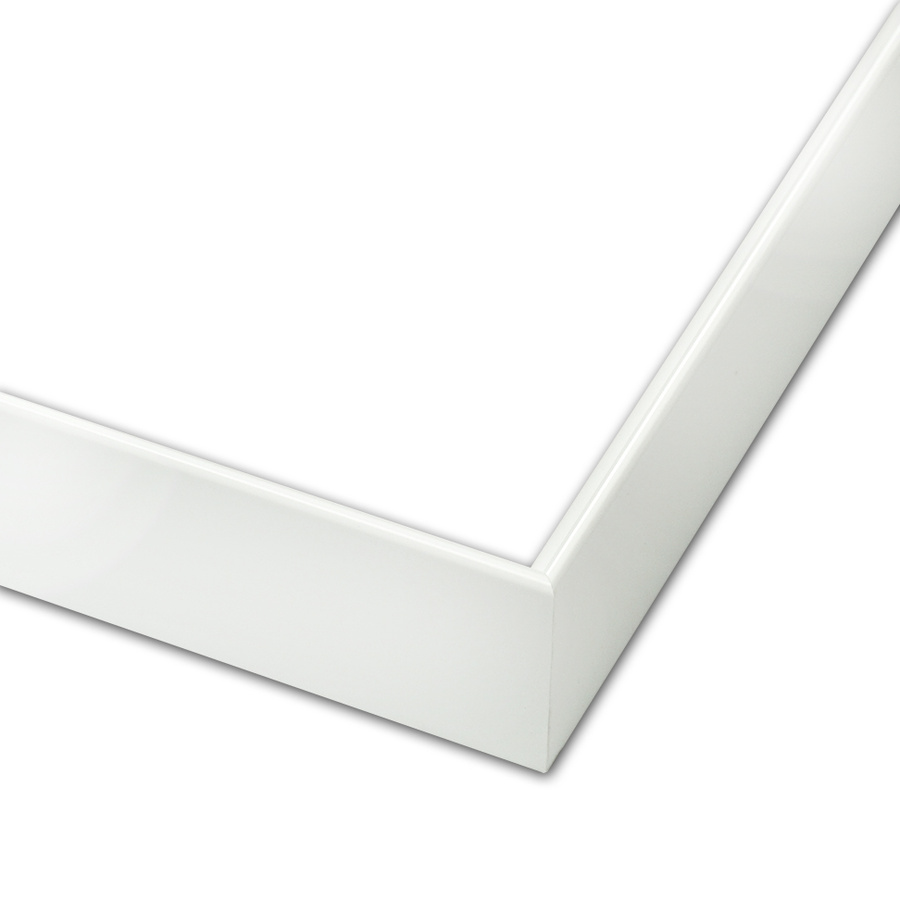 Rama do obrazów, zdjęć, plakatów oraz luster na wymiar LUCA #1991. Nowoczesna, lakierowana drewniana oprawa - kolor biały