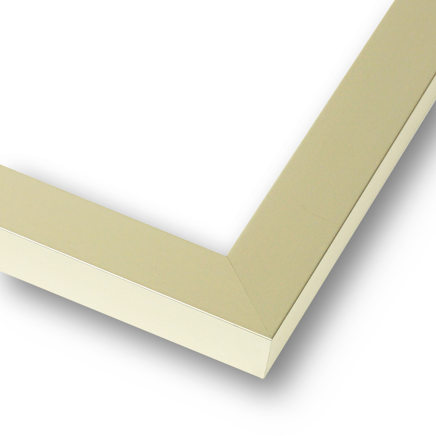 Rama do obrazów, zdjęć, plakatów oraz luster na wymiar LUCA #2079. Nowoczesna wysoka drewniana oprawa - kolor ciepłe srebro