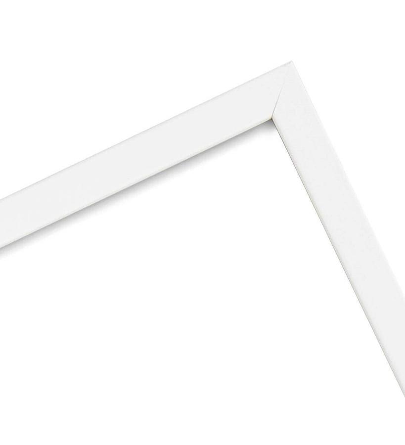 Ramka na URODZINY w kolorze białym. Ramka z passe partout o rozmiarze 30x40 cm