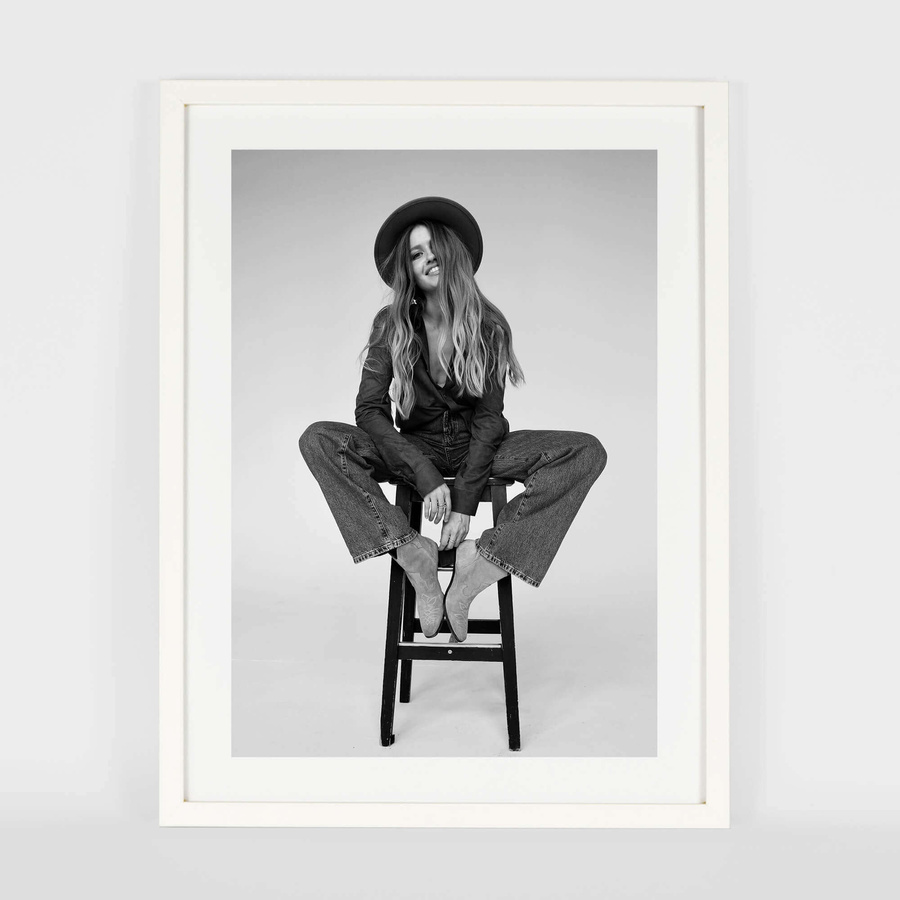 Biała ramka na zdjęcia FDM 1 w rozmiarze 30x40 cm