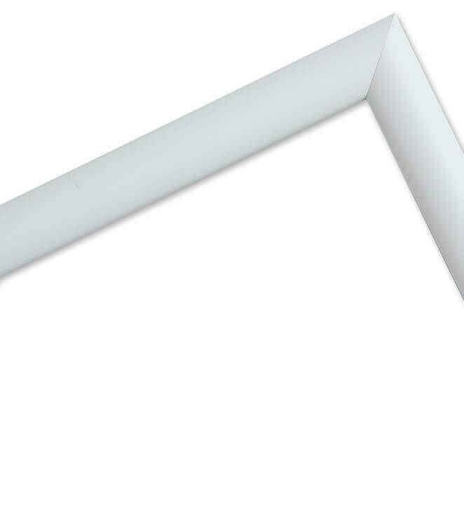 Ramka drewniana SALA 1884, nowoczesna fotoramka na zdjęcia, plakaty lub rysunki - kolor biały