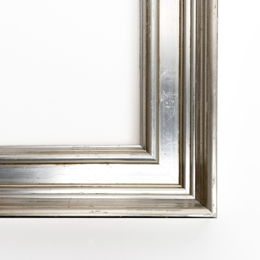 Rama do obrazów, zdjęć, plakatów oraz luster na wymiar LUCA #3057. Klasyczna oprawa - kolor srebrny szlagmetal