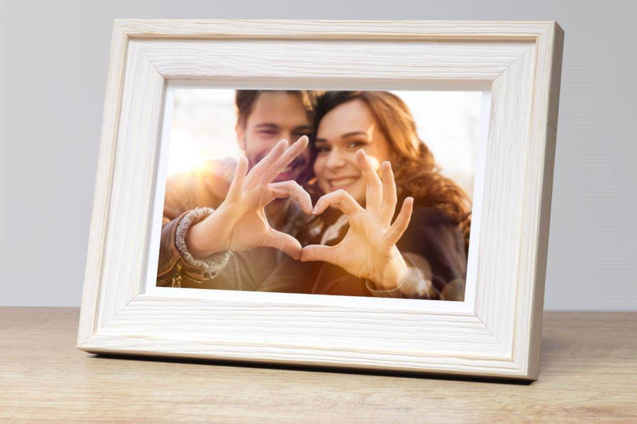 Ramka drewniana RIVOLI 2959, nowoczesna fotoramka na zdjęcia, plakaty lub rysunki - kolor biały transparentny