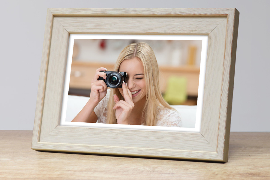 Ramka drewniana RIVOLI 2958, nowoczesna fotoramka na zdjęcia, plakaty lub rysunki - kolor kremowy przetarcia