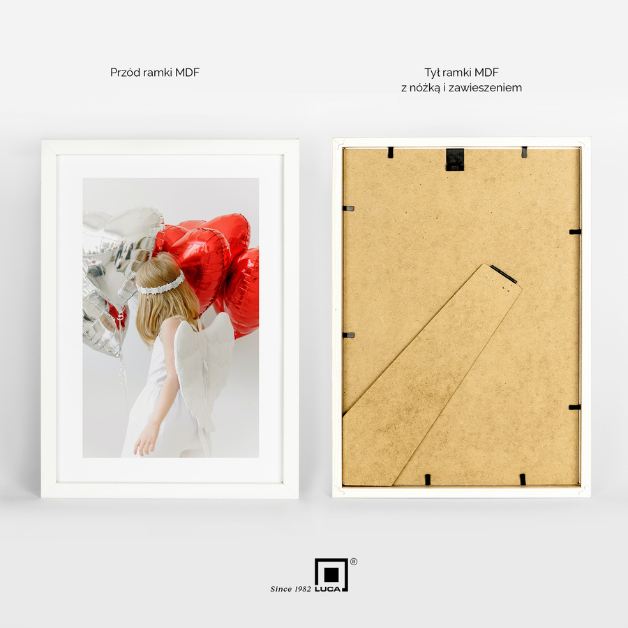 Zestaw 5 białych ramek na zdjęcia FDM 1 w rozmiarze 21x30 cm