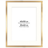 Ramka 40×50 cm w złotym kolorze z passe-partout przeznaczonym na zdjęcia 30×40 cm.