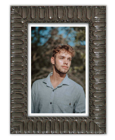 Ramka drewniana BARONA 2033, ozdobna fotoramka na zdjęcia, plakaty lub obrazy - kolor brązowy, przetarcia