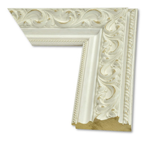 Rama do obrazów, zdjęć oraz luster na wymiar LUCA #2549. Ozdobna ornamentowana, drewniana oprawa - kolor biały, przetarcia