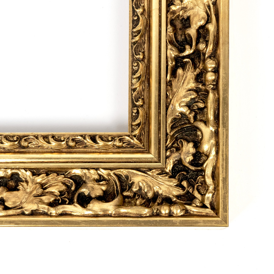 Rama do obrazów, zdjęć, plakatów oraz luster na wymiar LUCA #3151. Klasyczna, drewniana oprawa - kolor srebrny, ornament