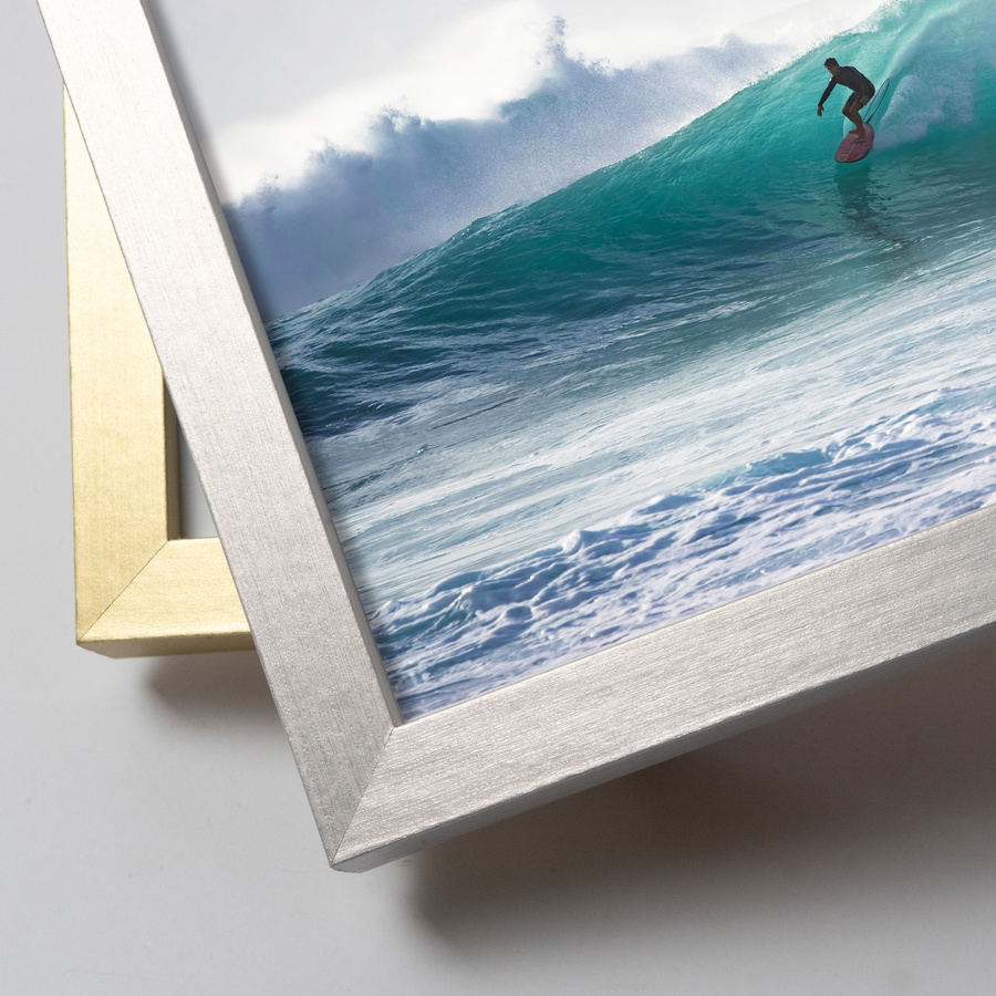 Srebrna ramka na zdjęcia w rozmiarze 30x30 cm