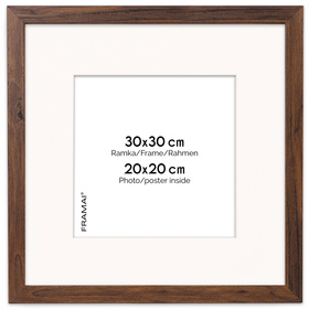 Brązowa ramka z passe partout na zdjęcia w rozmiarze 30x30 cm z okienkiem passe partout 20x20 cm